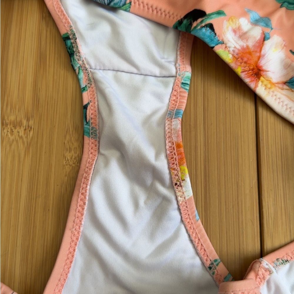 Peach Ruffle Bikini Set - Picture 4 of 5